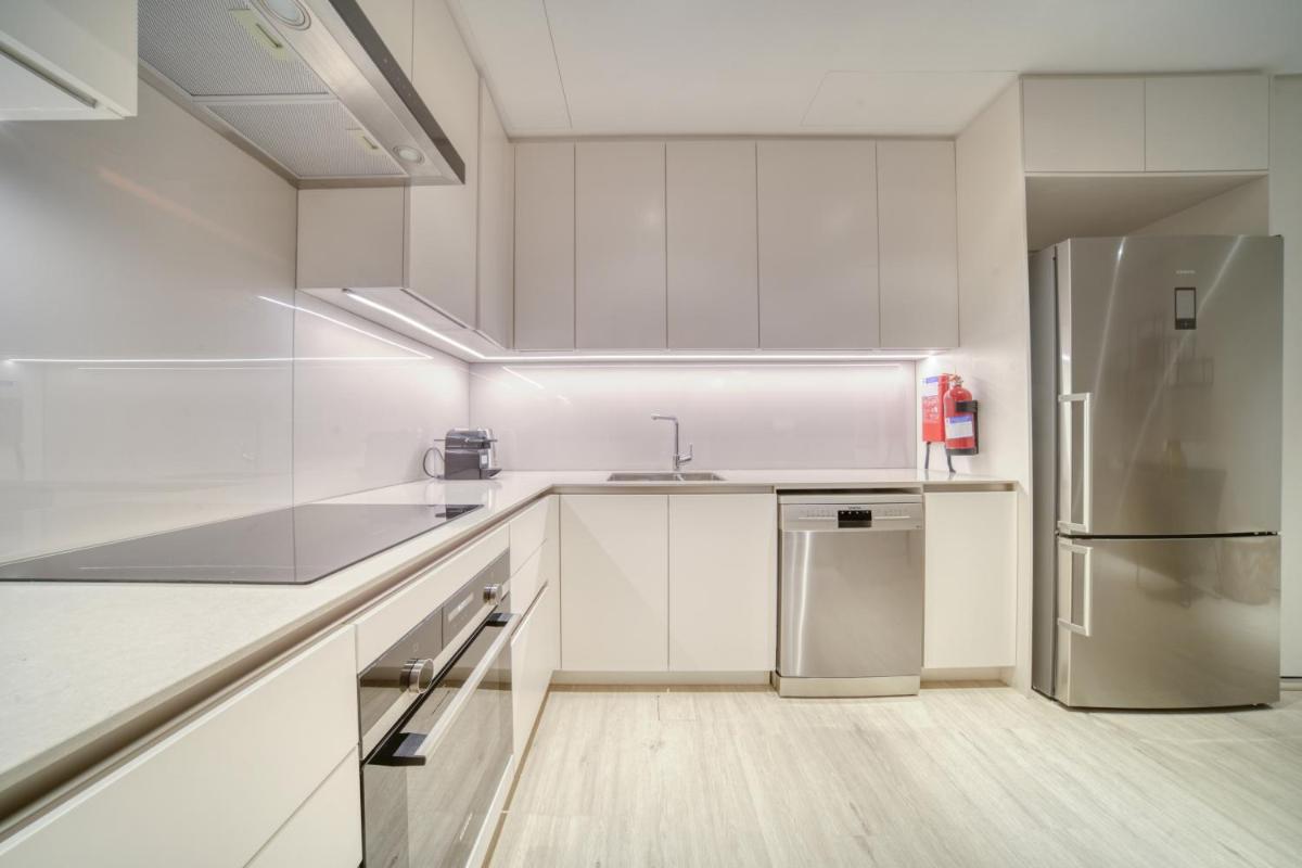 Address JBR Sea View, Jumeirah Beach Residence, Dubai Marina - Mint Stay