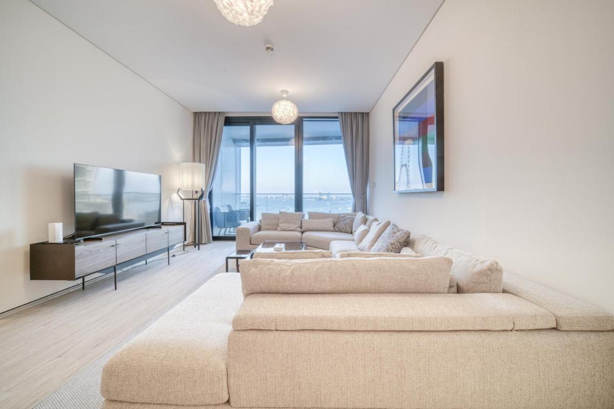 Address JBR Sea View, Jumeirah Beach Residence, Dubai Marina - Mint Stay