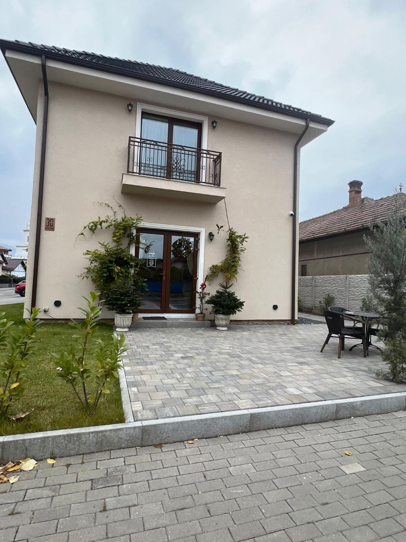 Apartament HERA