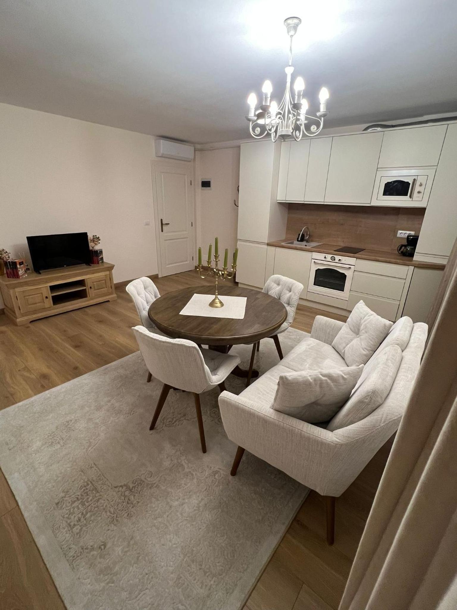 Apartament HERA