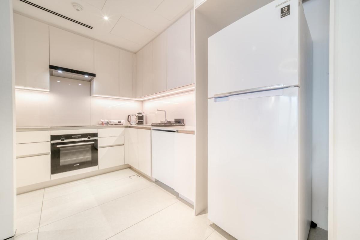 Address JBR Sea View, Jumeirah Beach Residence, Dubai Marina - Mint Stay