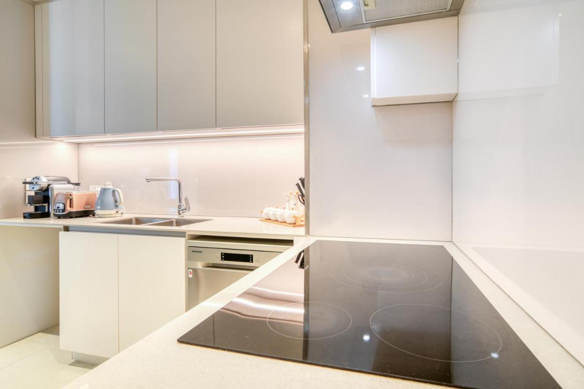 Address JBR Sea View, Jumeirah Beach Residence, Dubai Marina - Mint Stay