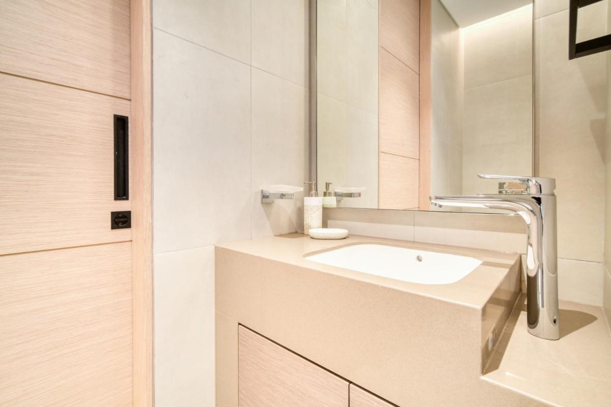 Address JBR Sea View, Jumeirah Beach Residence, Dubai Marina - Mint Stay