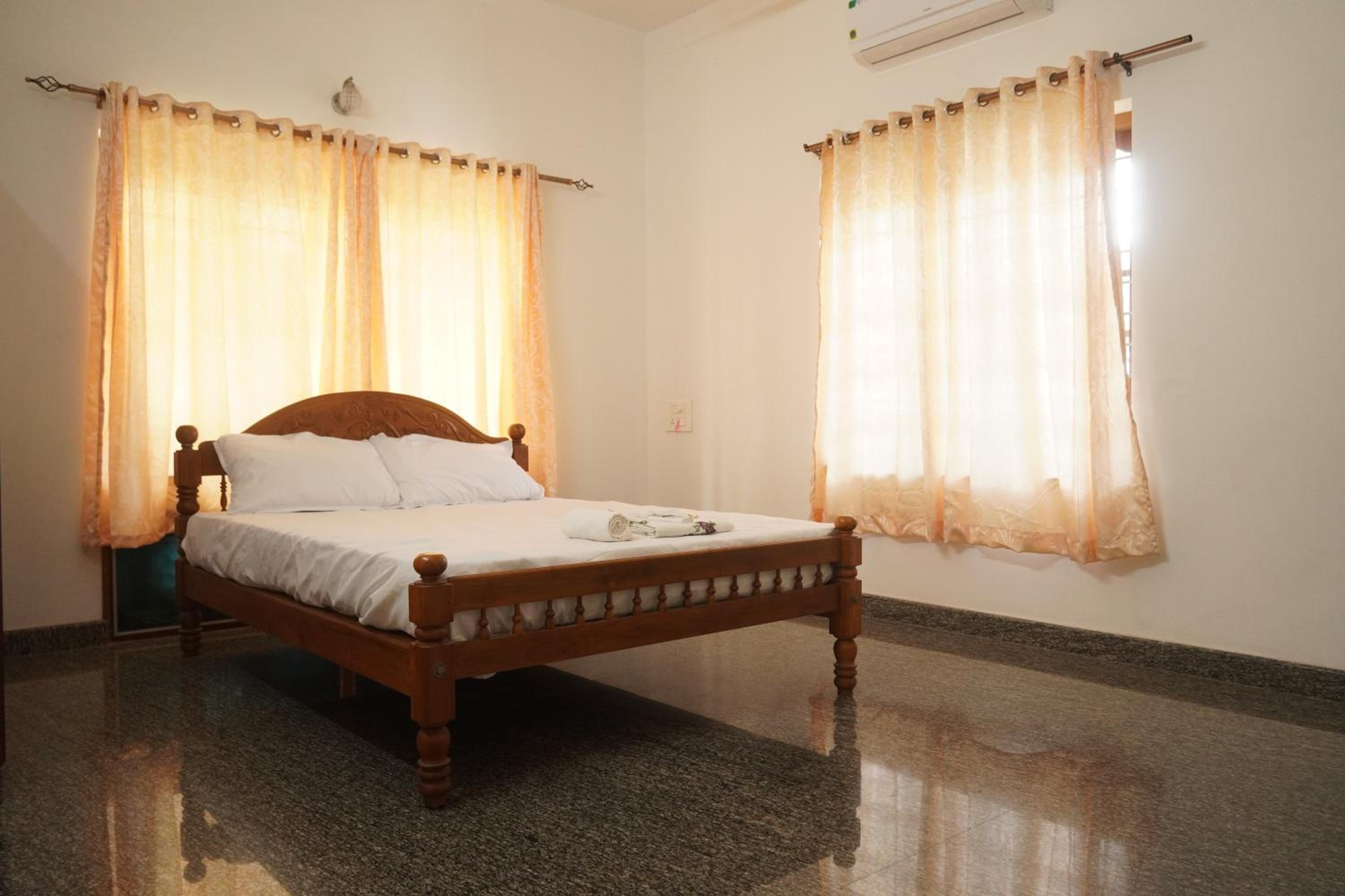 Joby homestay Kadamakudy view 4