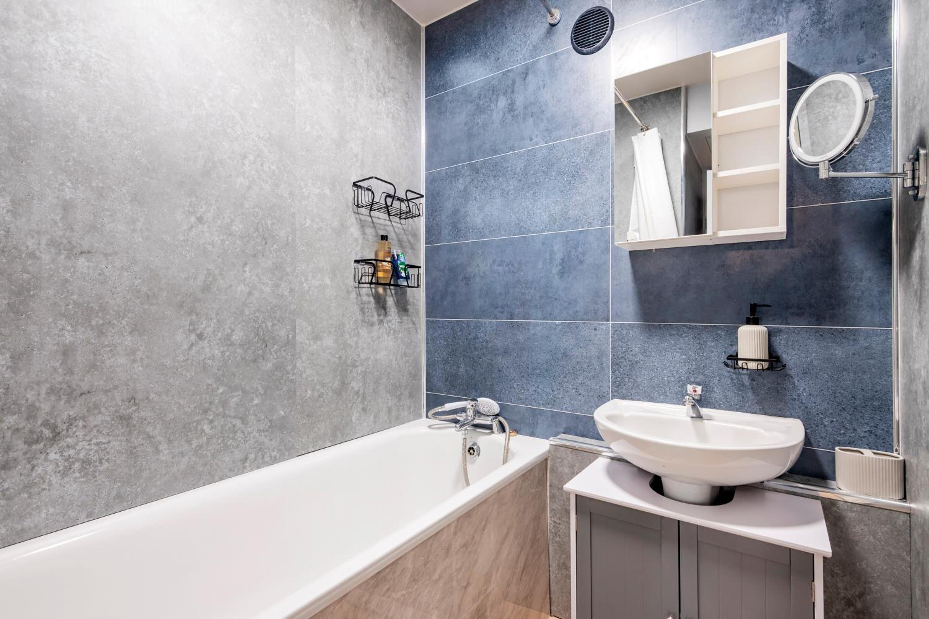 Lovely 4 bedroom flat in Wandsworth- London