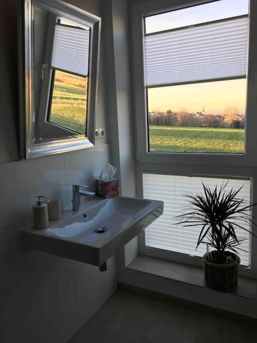 Ferienwohnung am Jenneberg mit KölnBonn- Ausblick
