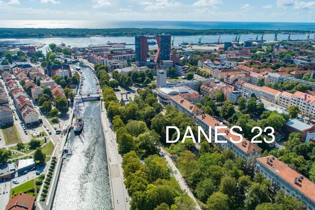 Danės23 - CANDY studio, Self Check-in, Free Parking, Park and River View, Oldtown, A/C view 4