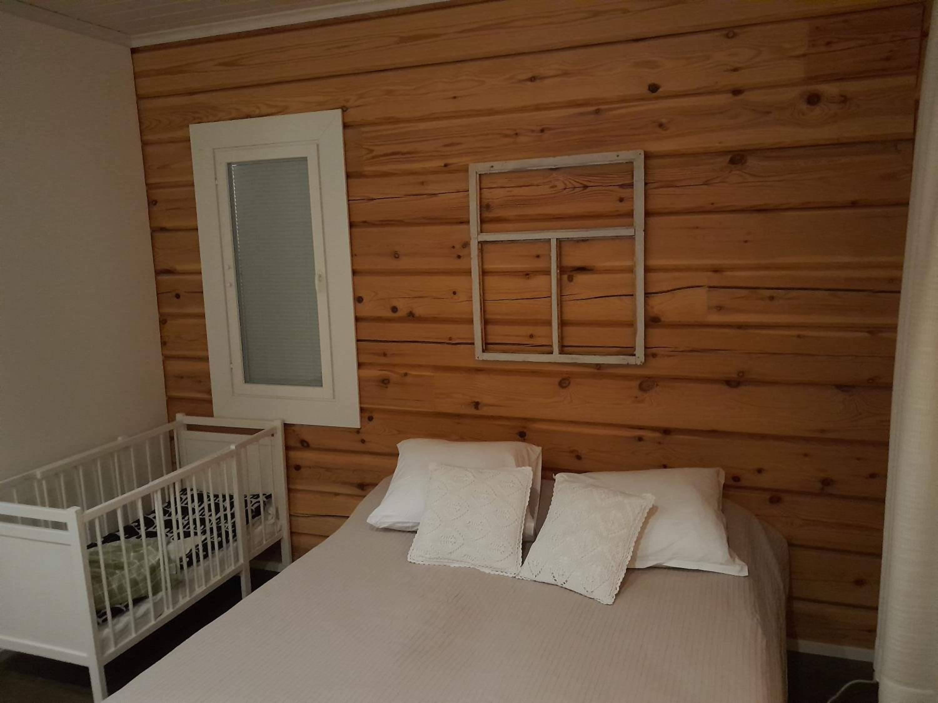Christmas Log Cabin