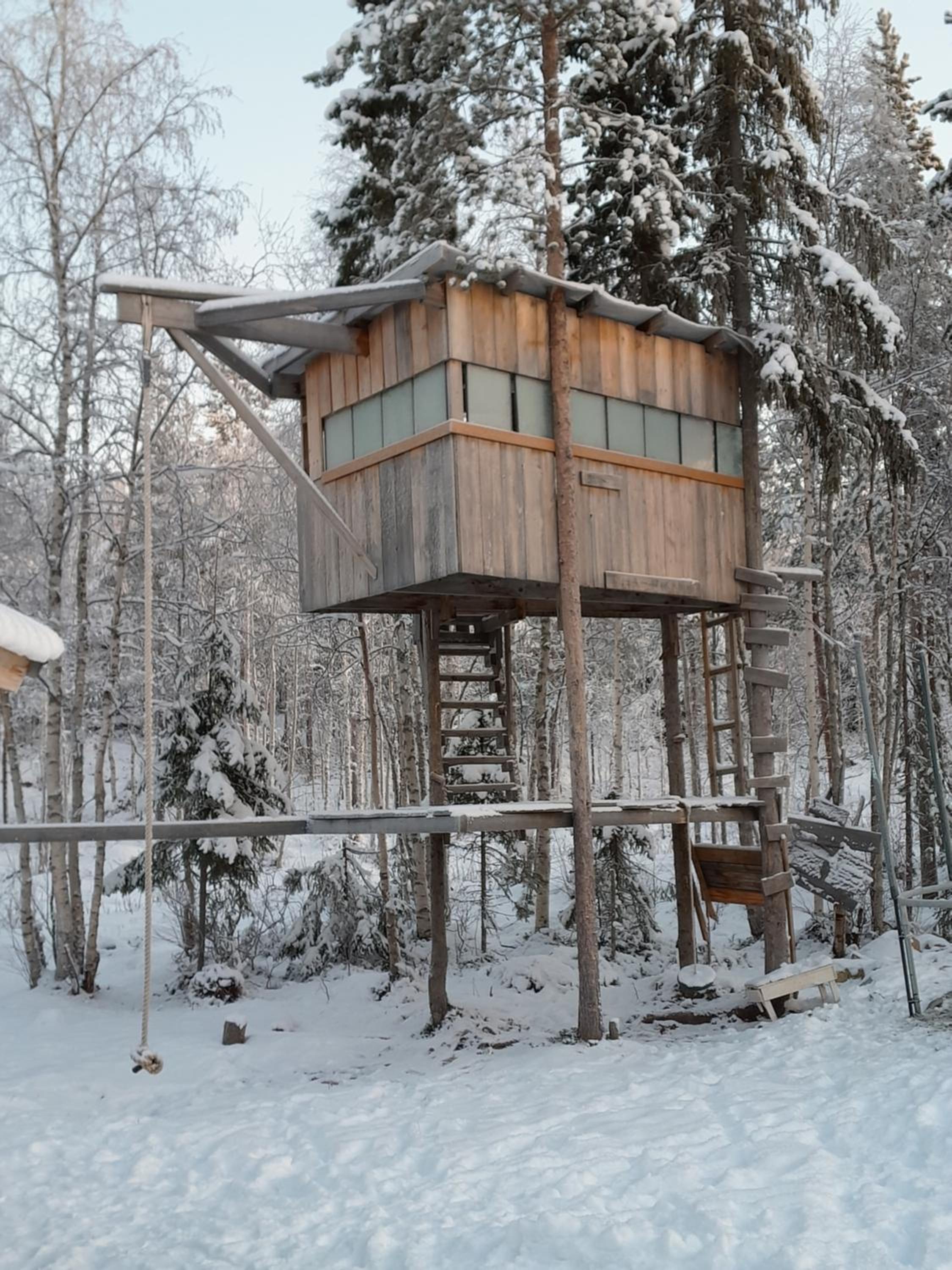 Christmas Log Cabin