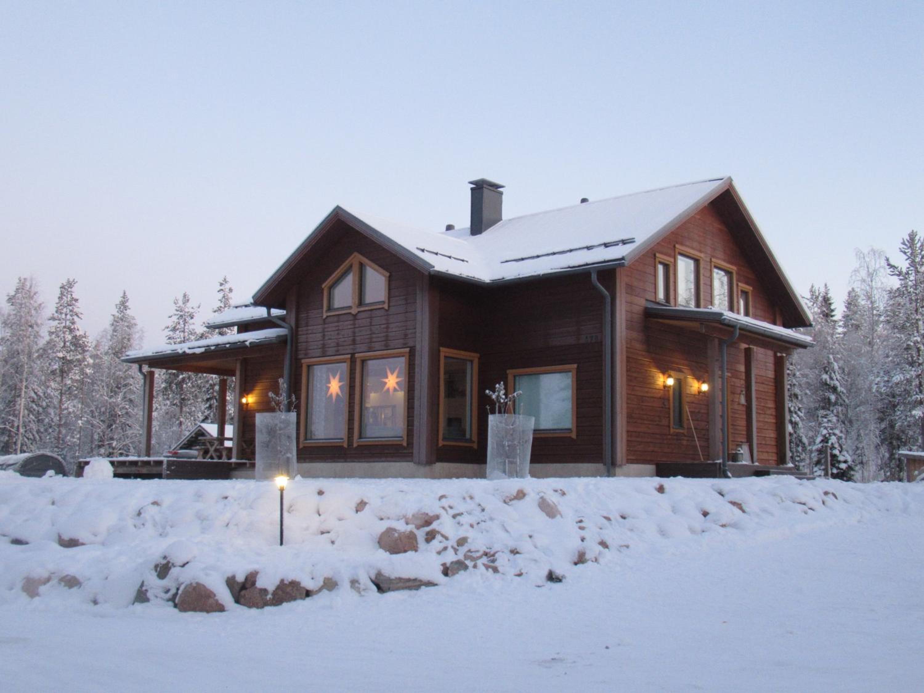Christmas Log Cabin