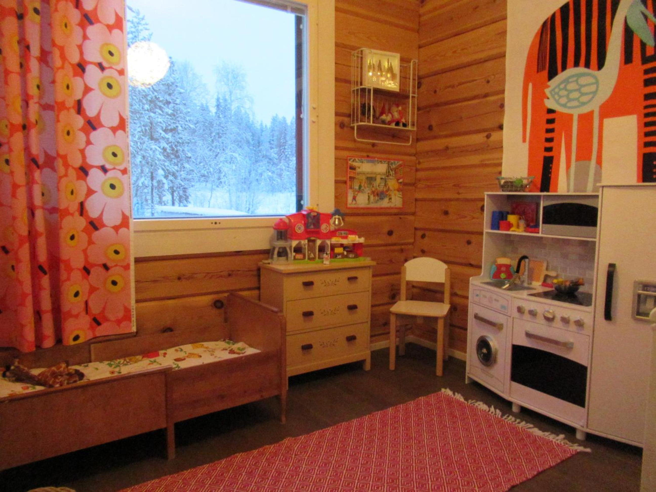 Christmas Log Cabin