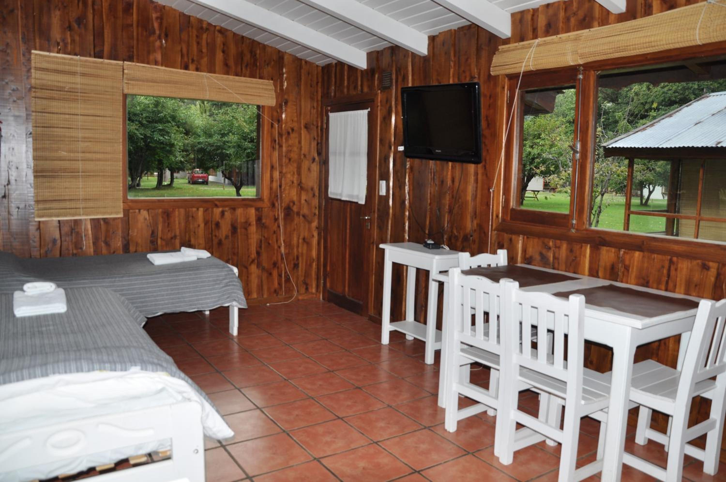 Cabañas y Hosteria Aldea Los Huemules