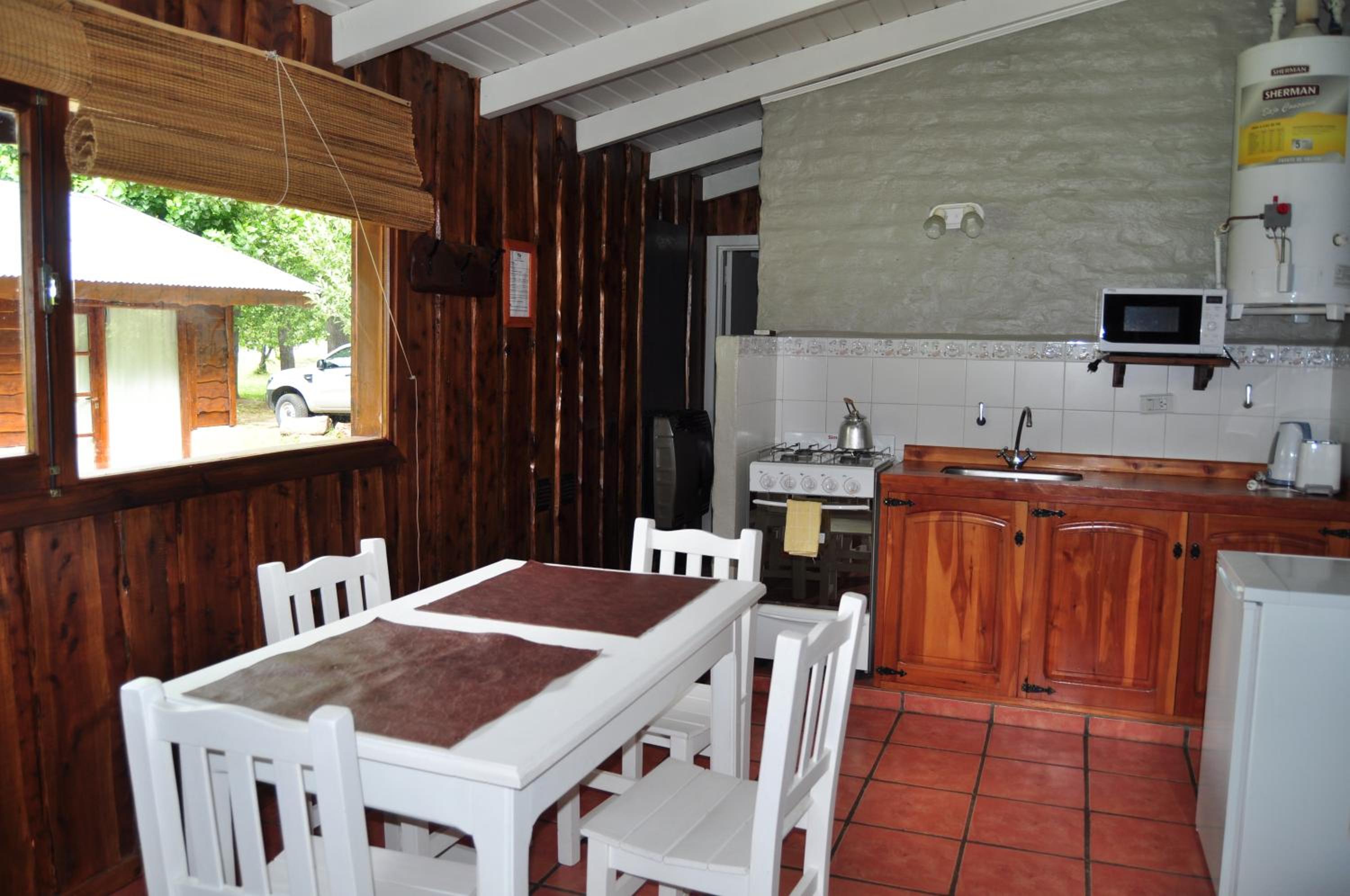 Cabañas y Hosteria Aldea Los Huemules