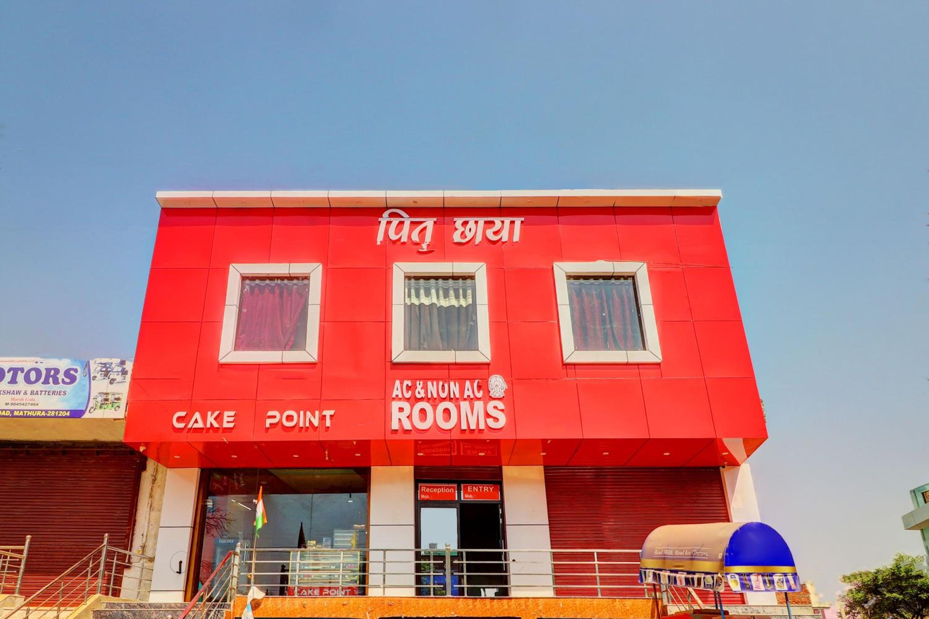 SPOT ON Pitra Chaaya Hotel And Restaurant view 4