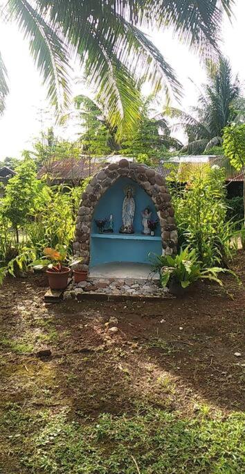 Taylors Plantacion Resort- Bungalow Villa view 2