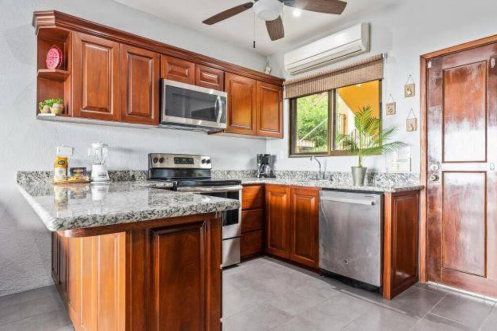 Magical 1 Bedroom Condo with Ocean View & Pool