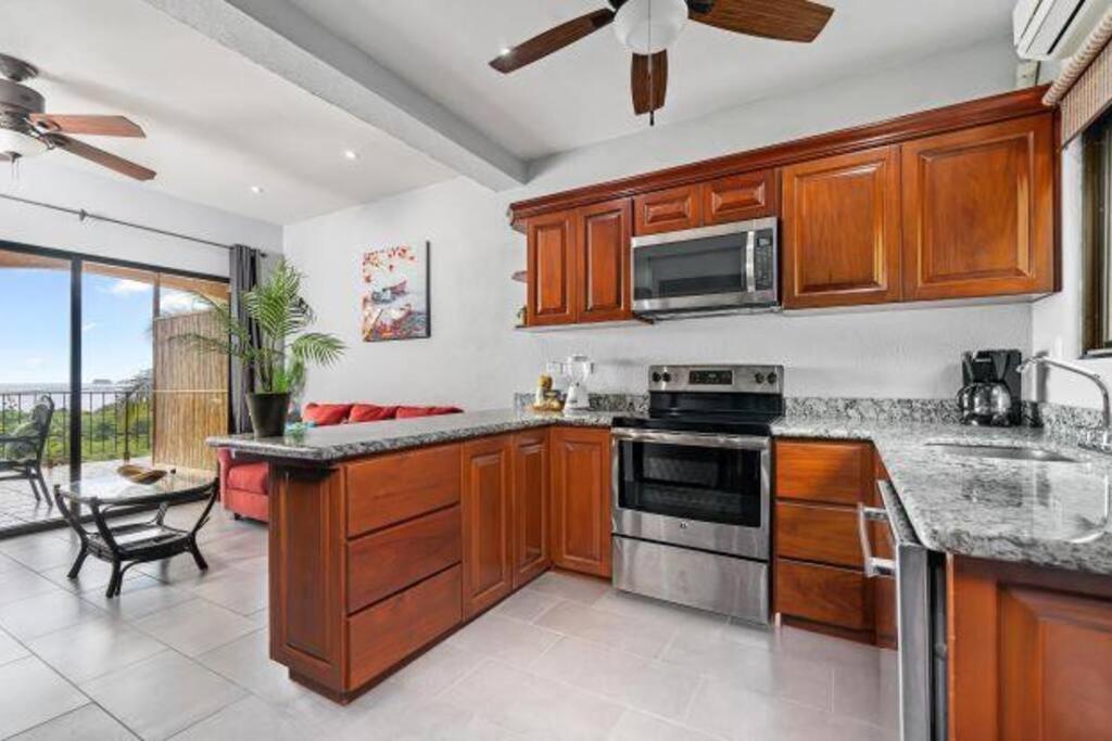 Magical 1 Bedroom Condo with Ocean View & Pool