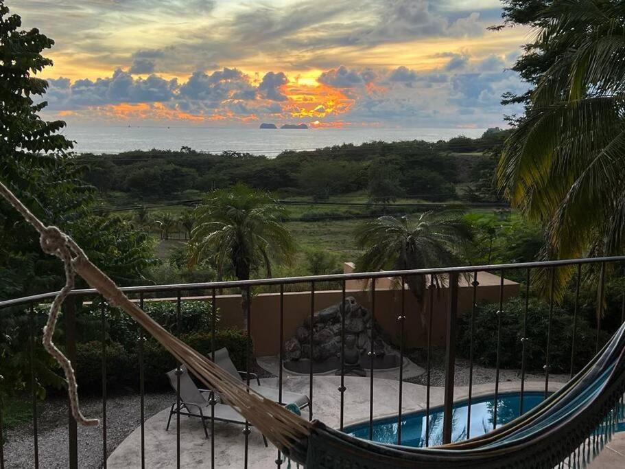 Magical 1 Bedroom Condo with Ocean View & Pool