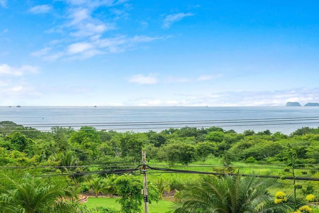 Magical 1 Bedroom Condo with Ocean View & Pool