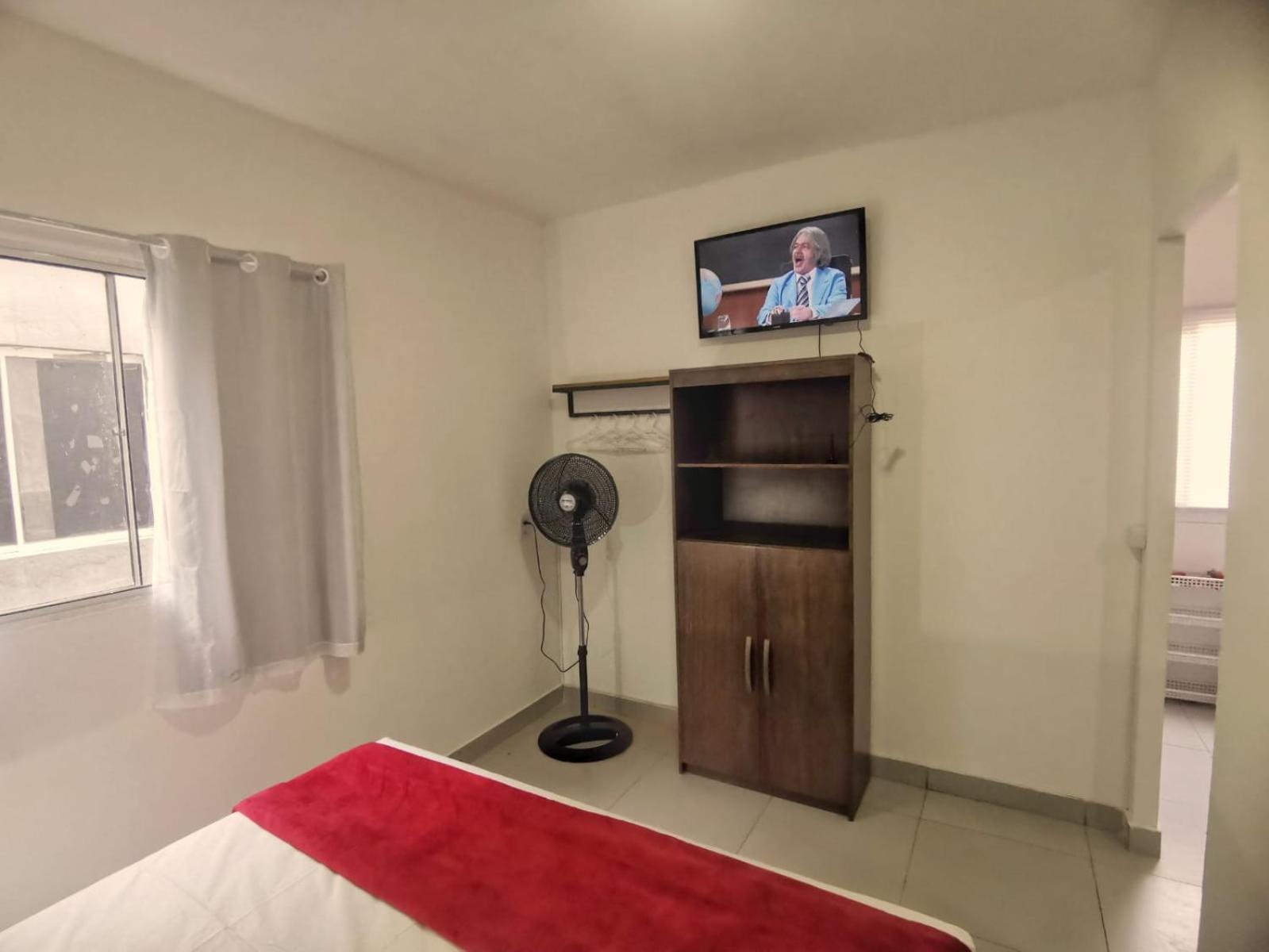 Estúdios VILA 5 Hotel, próximo a Praça dos Três Poderes