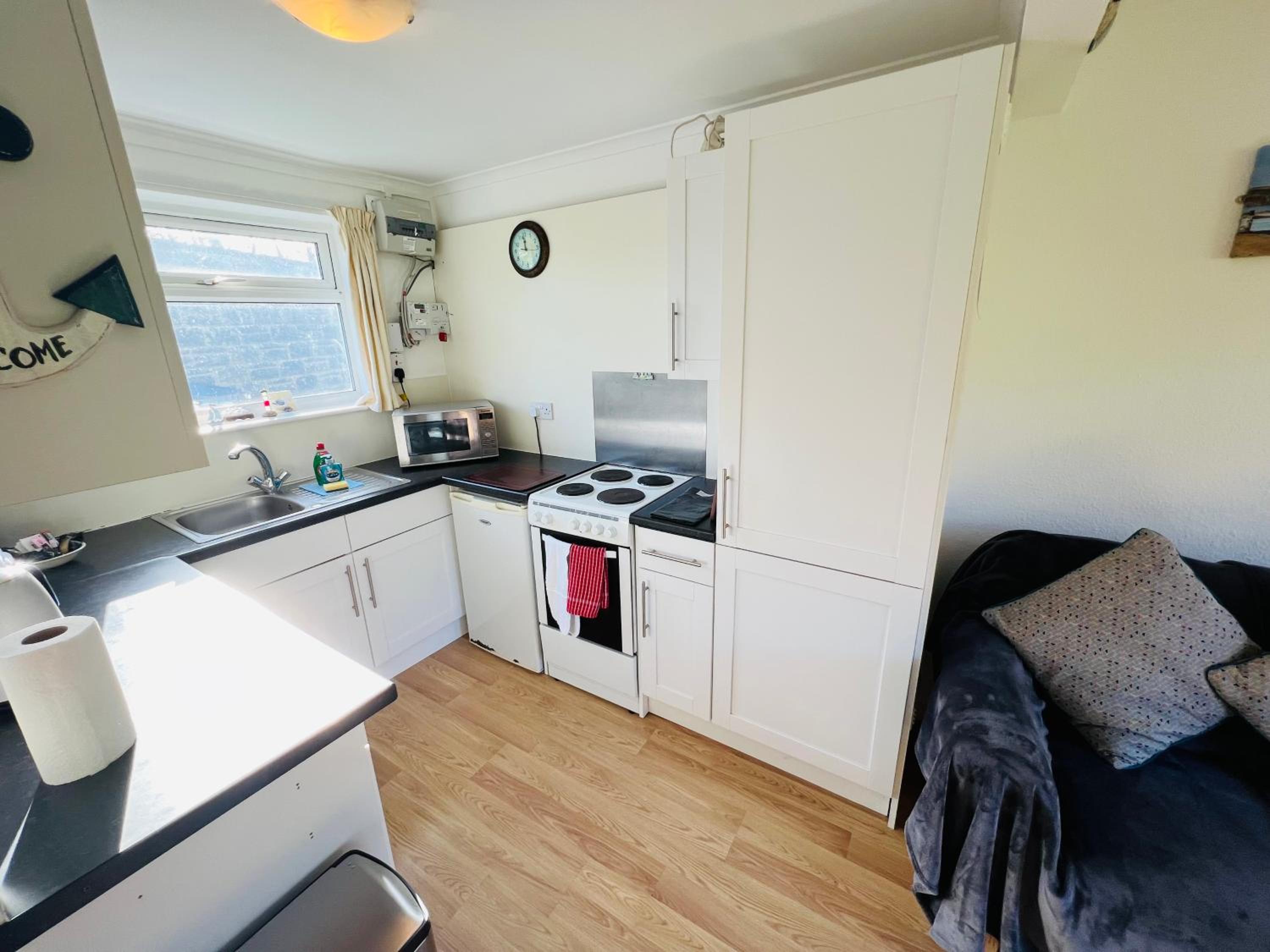 2 Bedroom Chalet SB177 Sandown Isle of Wight view 3