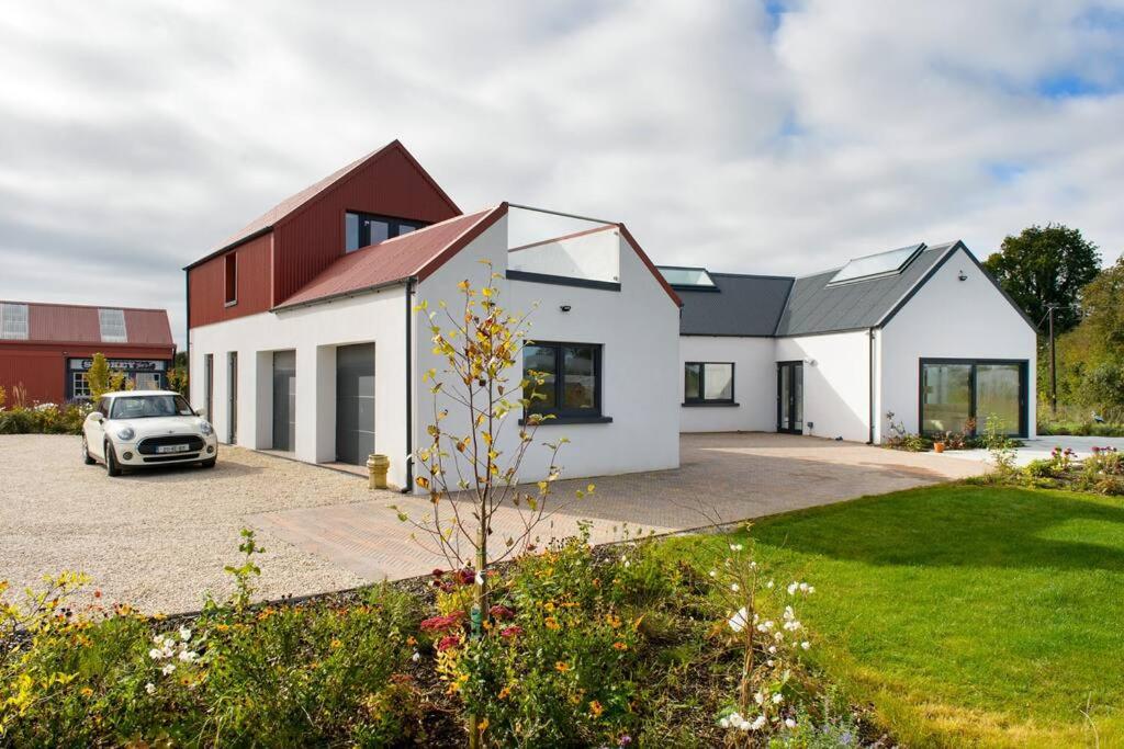 Red Sheds Villa Portarlington