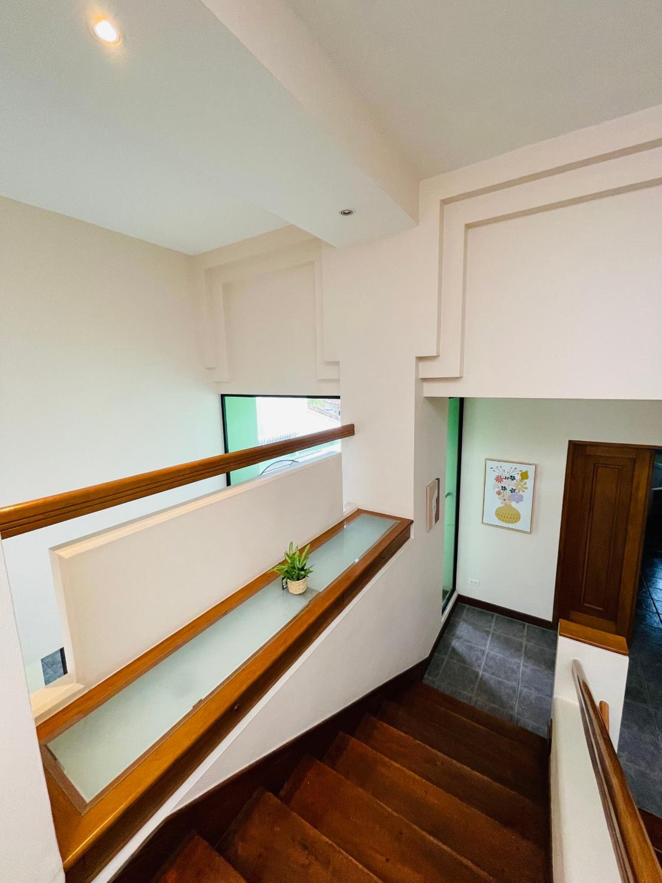 The Rainier Bed & Breakfast 5