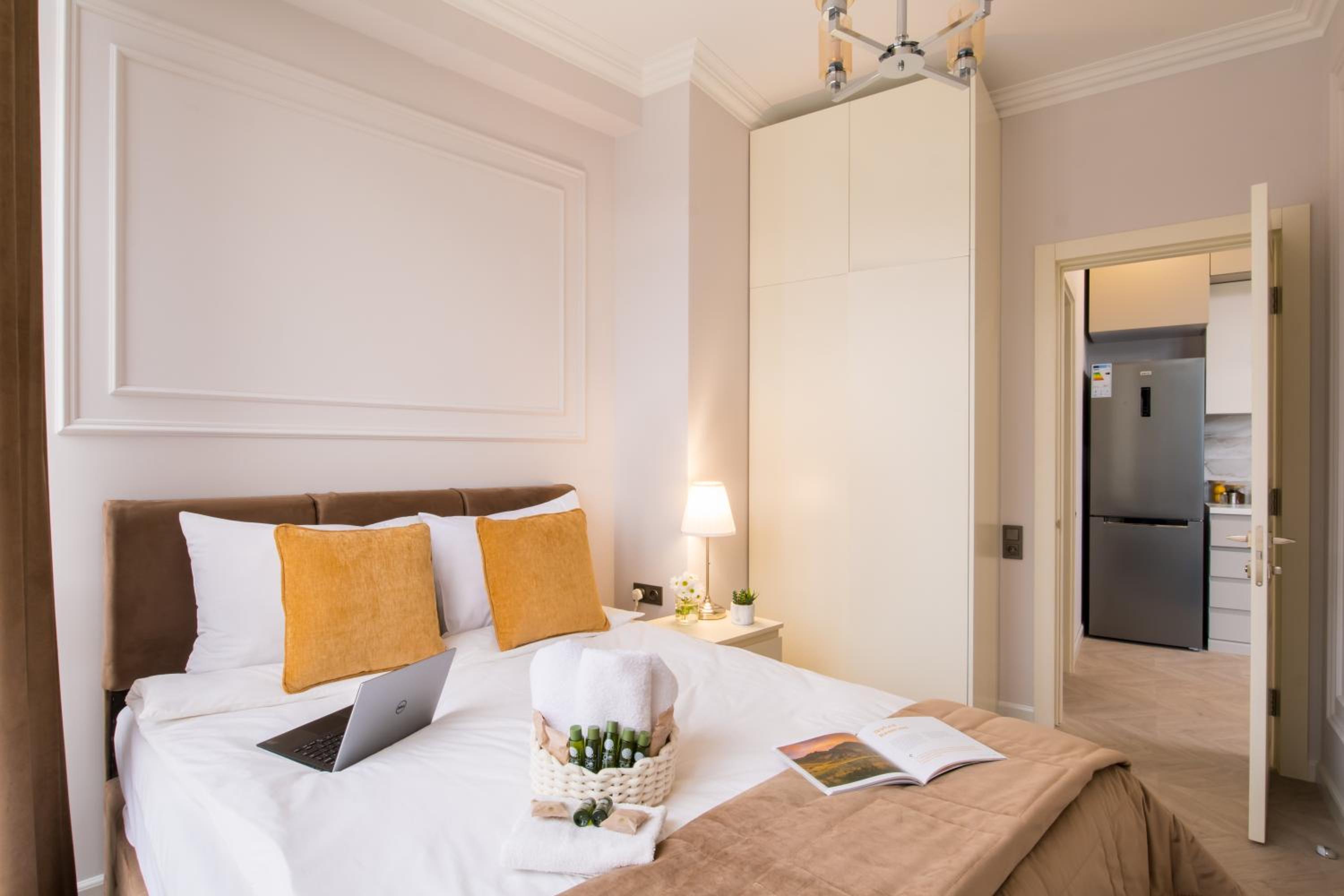 hotelise l Olivia Apartment