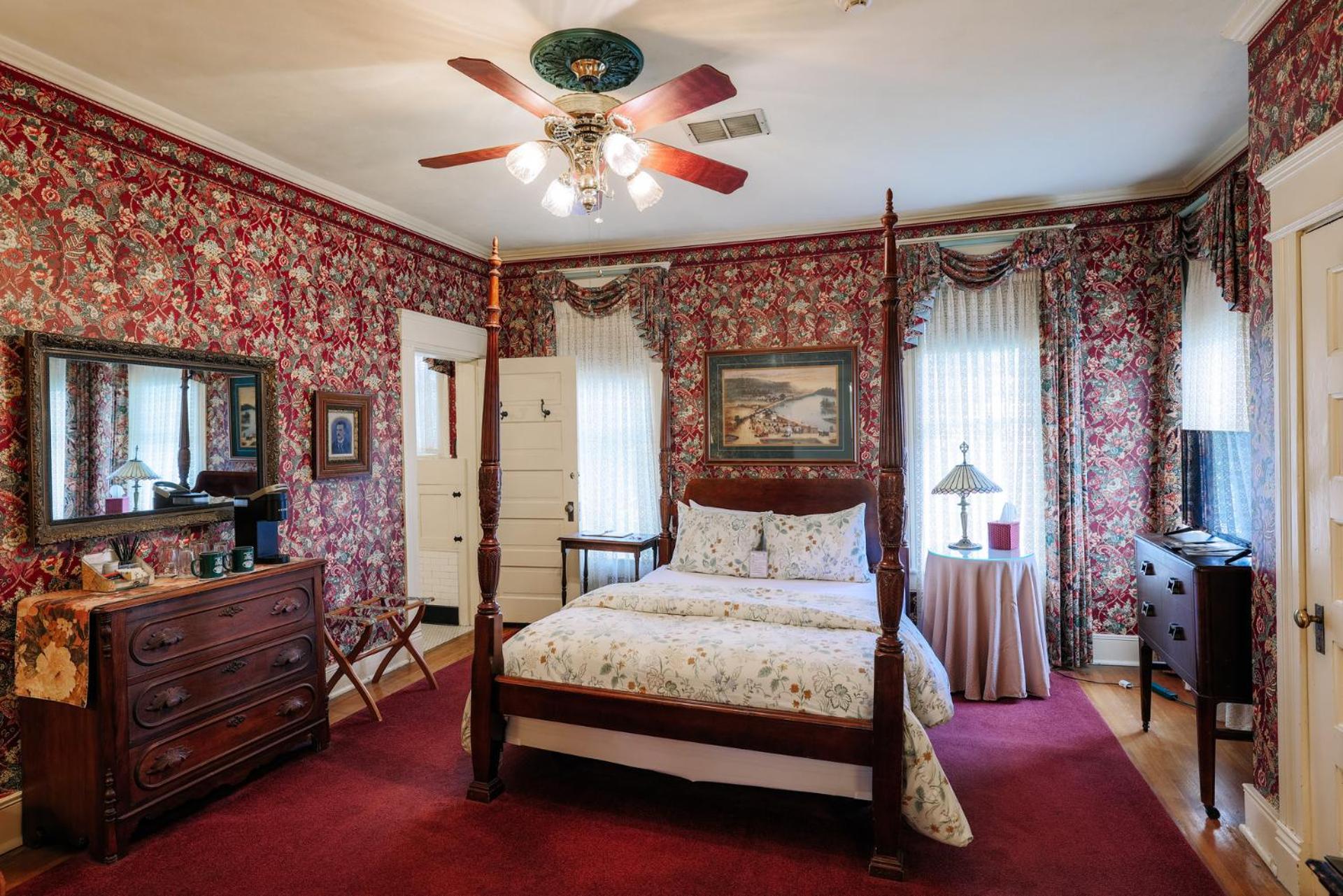 Walnut Street Inn