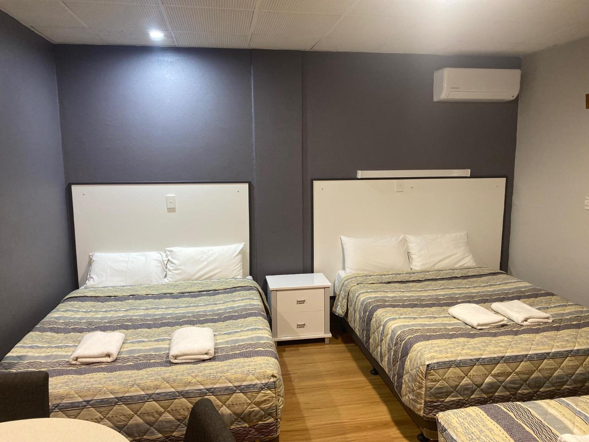 Tollgate Motel