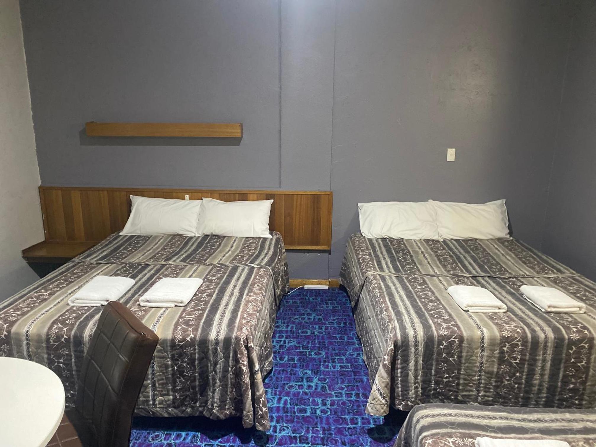 Tollgate Motel