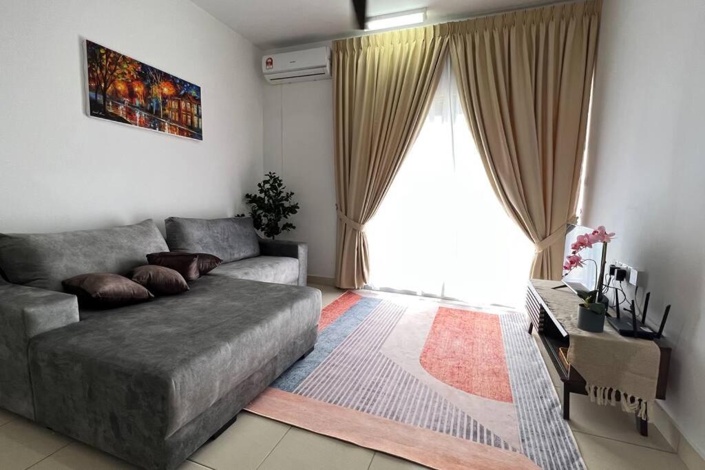 KLIA Sepang Putrajaya 2 rooms homestay +wifiNetflix