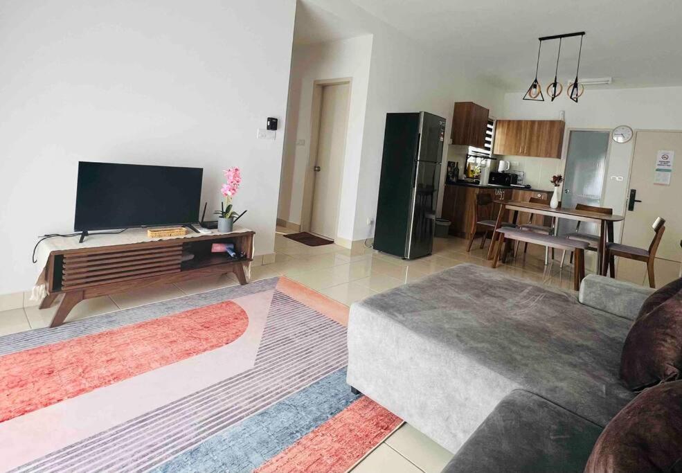 KLIA Sepang Putrajaya 2 rooms homestay +wifiNetflix photo 7