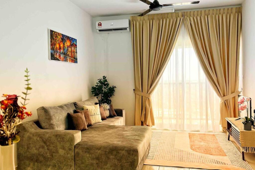 KLIA Sepang Putrajaya 2 rooms homestay +wifiNetflix