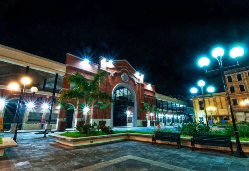 Oasis on 10th Street, the Heart of Tampico Madero view 3