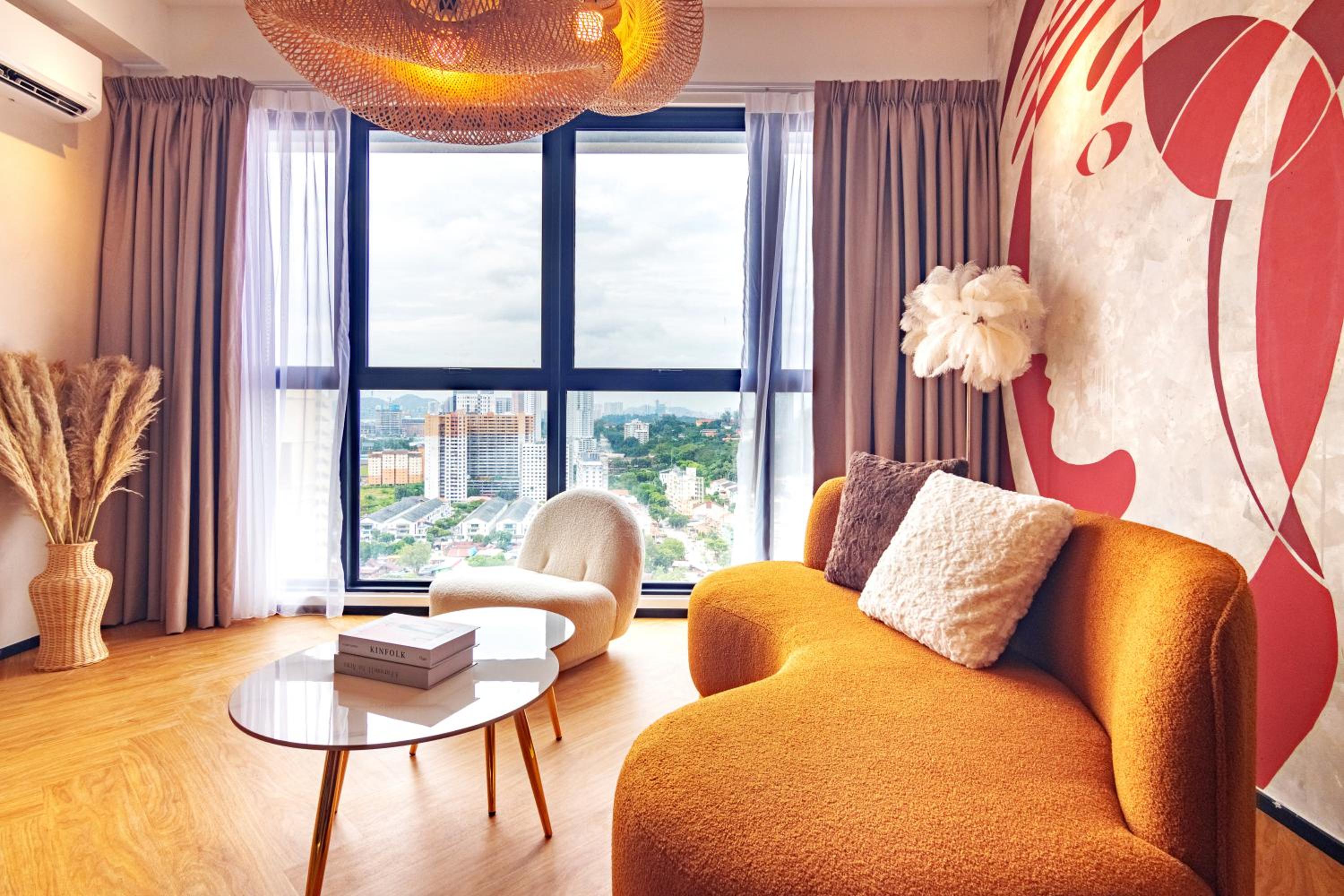 Urban Suites, Signature Collection by Stellar ALV photo 8