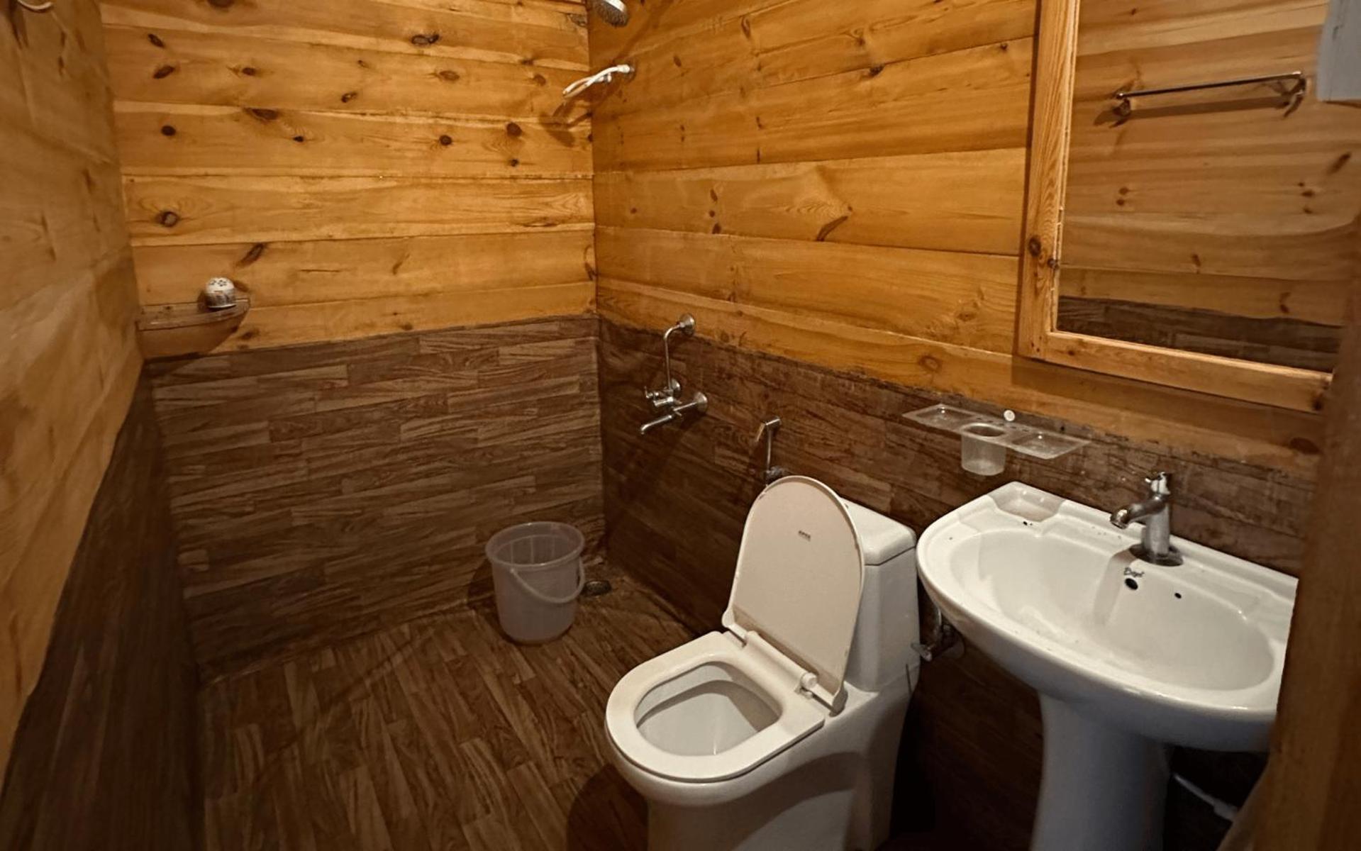 Photo 8