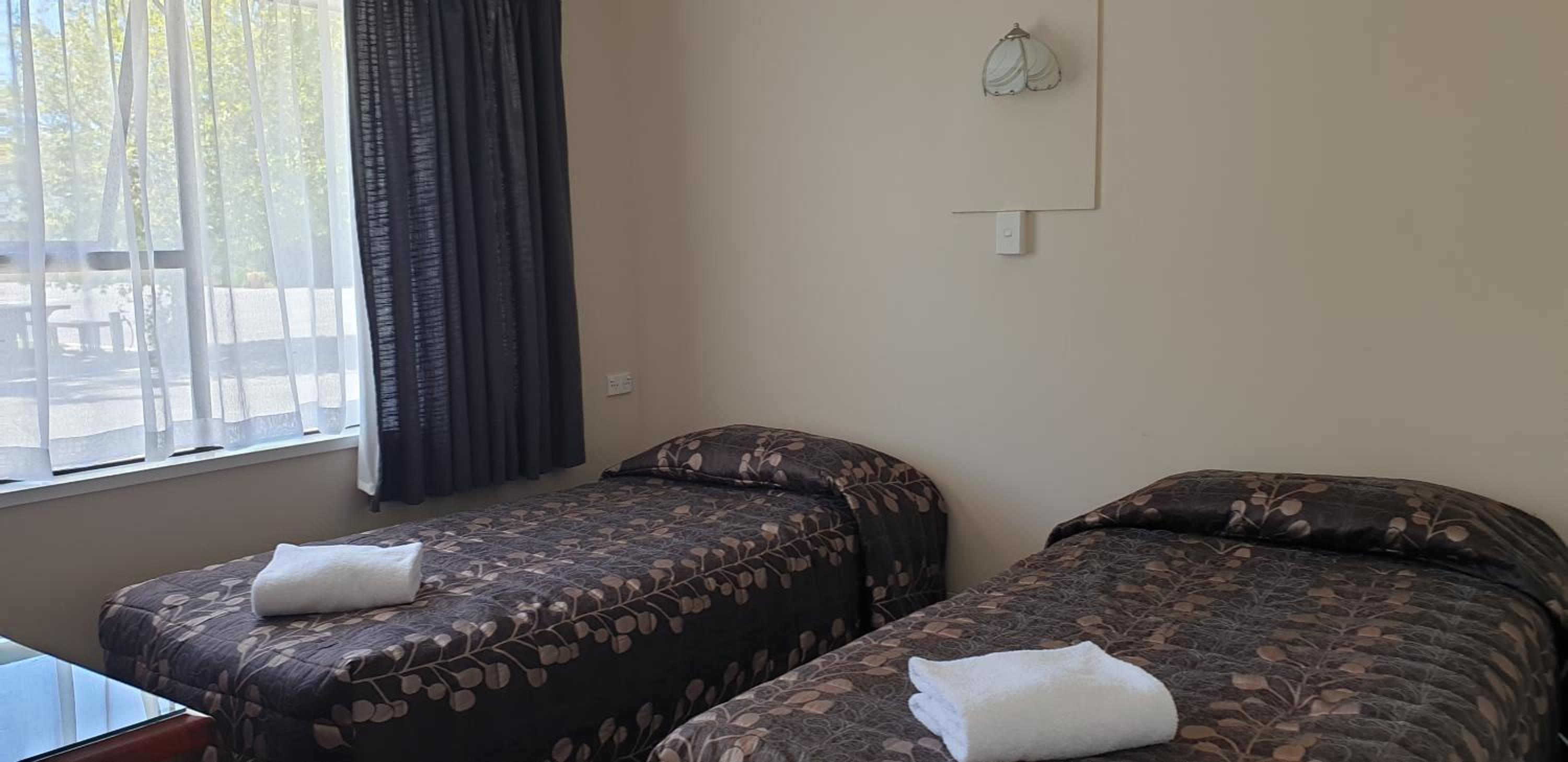 Commodore Motor Lodge