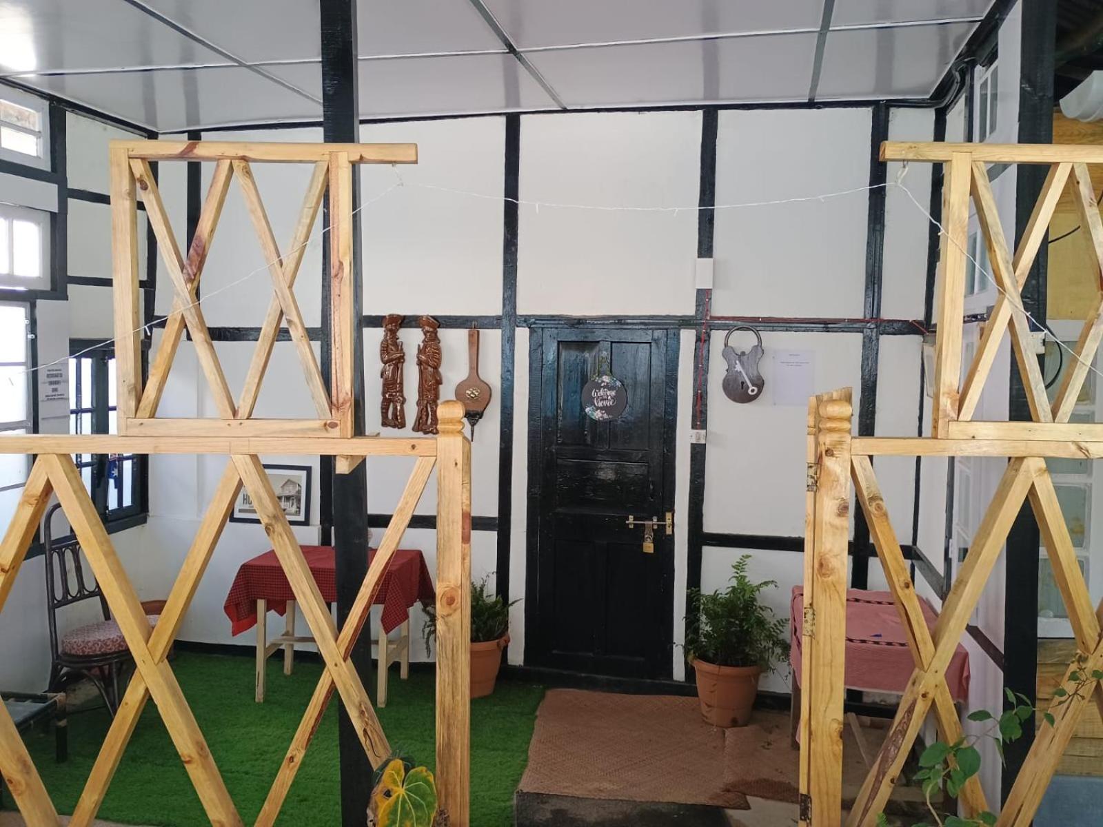 Royal Pine Homestay