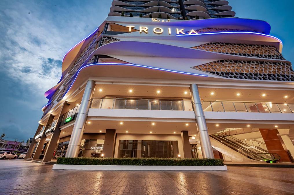 Netflix Two Bedroom Troika Kota Bharu Homestay 118 photo 1