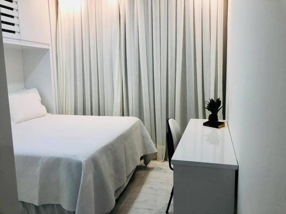 Apartamento com piscina/3 min da Praia