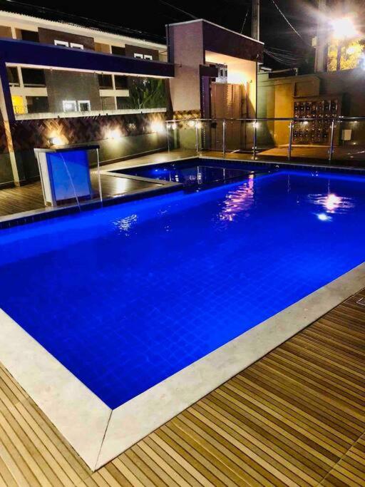 Apartamento com piscina/3 min da Praia