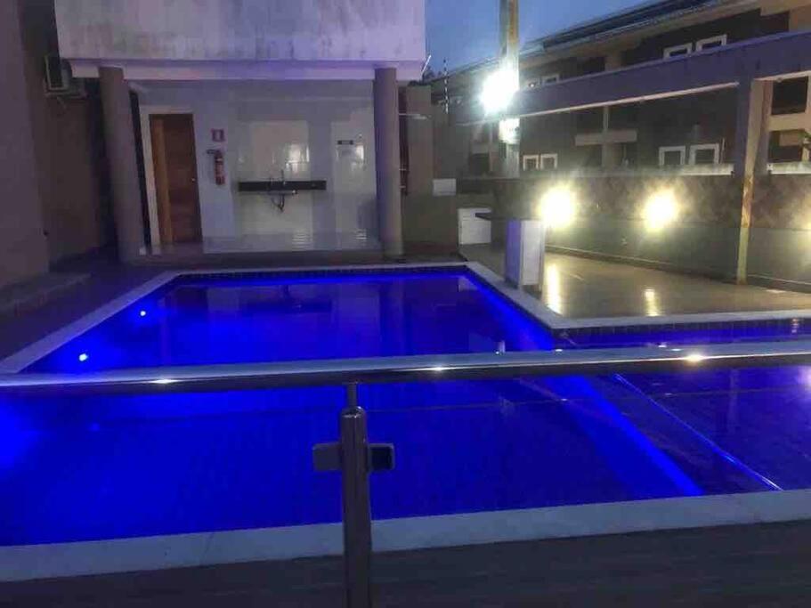 Apartamento com piscina/3 min da Praia