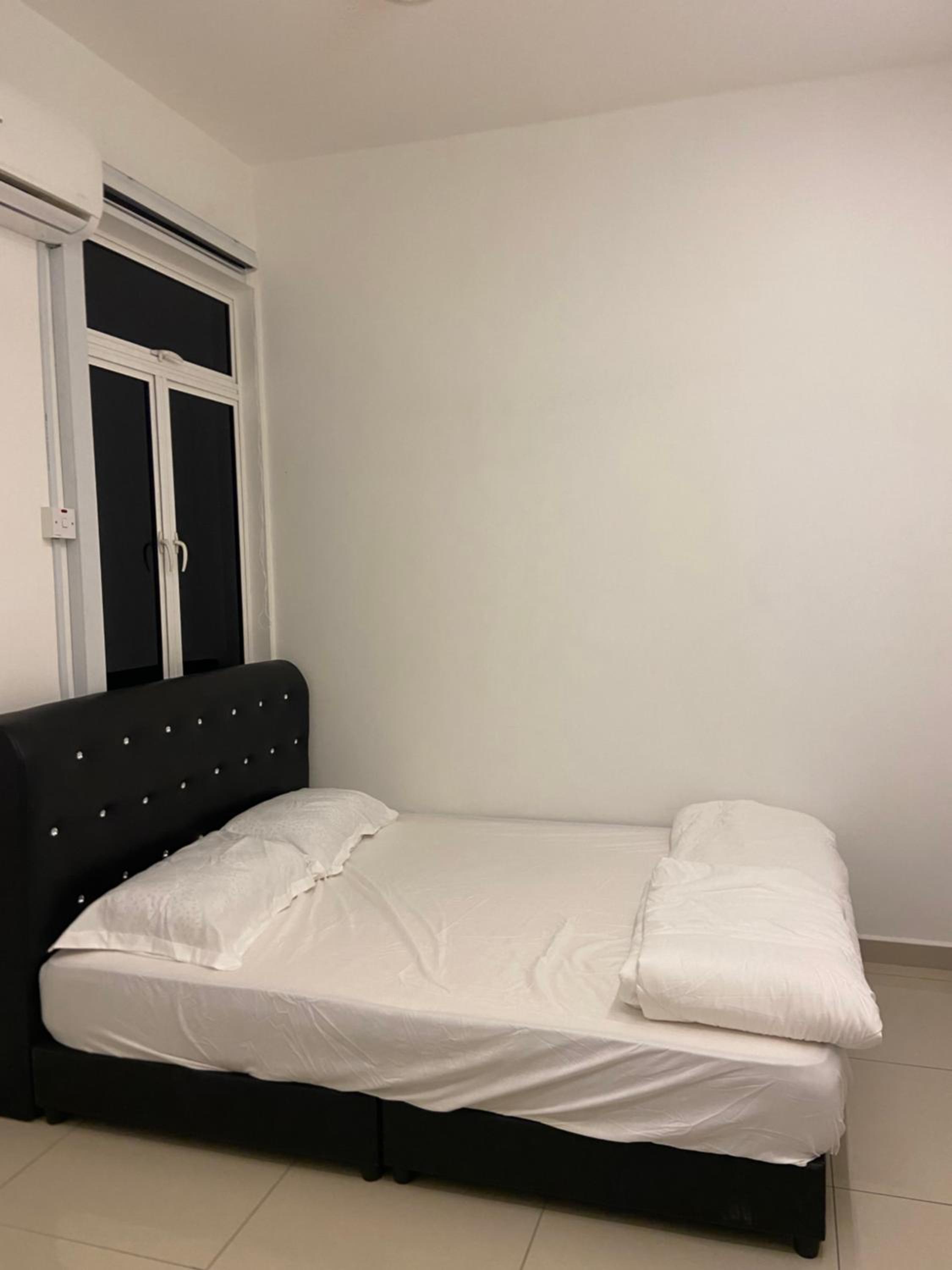 PROMO Luxury Condo 3 Bedrooms Near KLIA, Sepang, Nilai photo 7