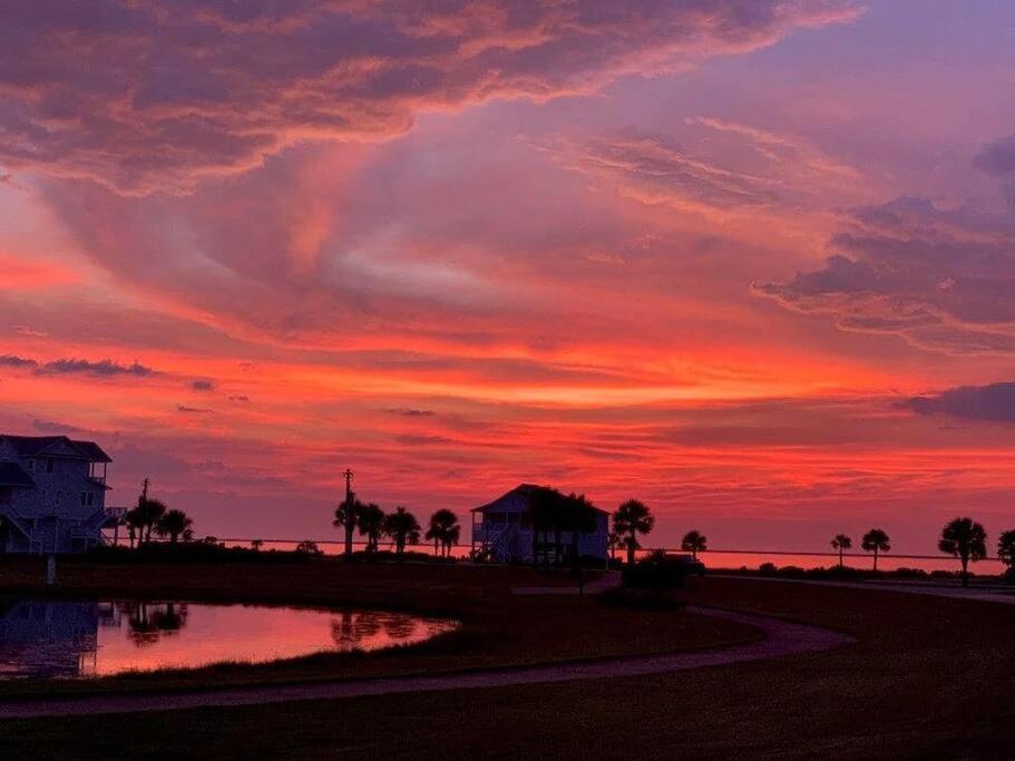 Unobstructed Beachfront Views at Private Beachfront Resort