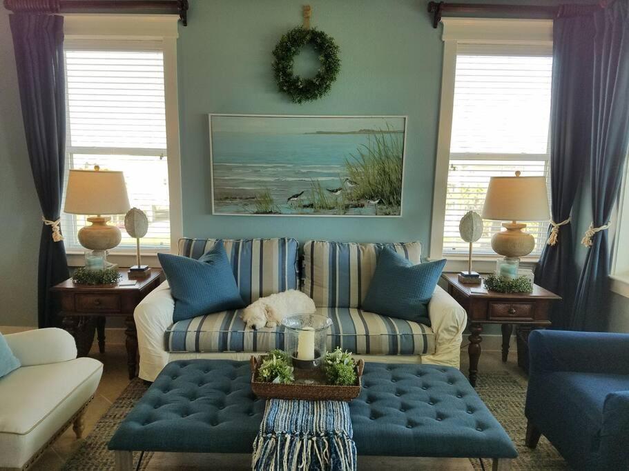 Unobstructed Beachfront Views at Private Beachfront Resort