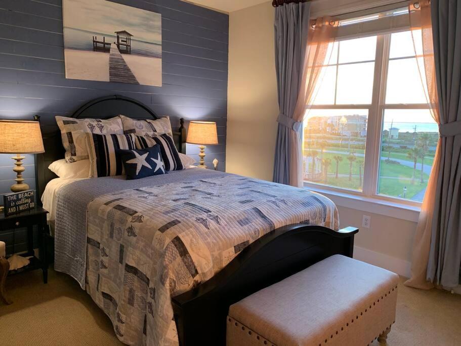 Unobstructed Beachfront Views at Private Beachfront Resort