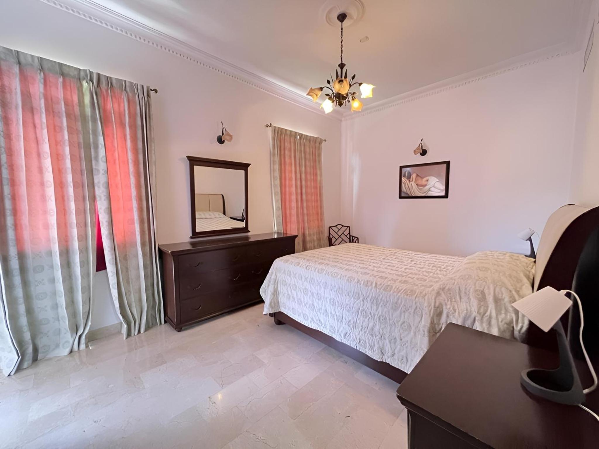 Metro Golf Villa