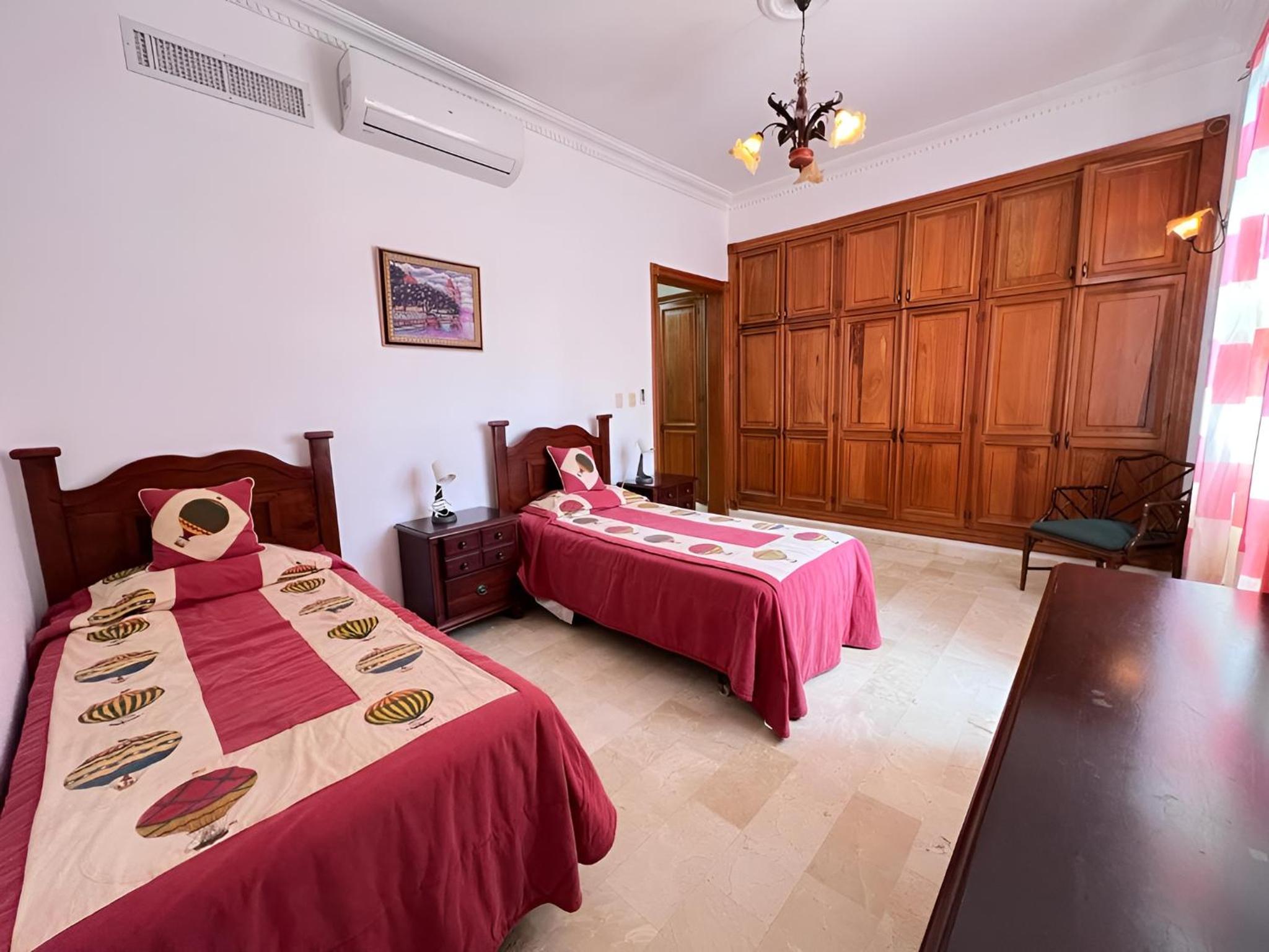 Metro Golf Villa
