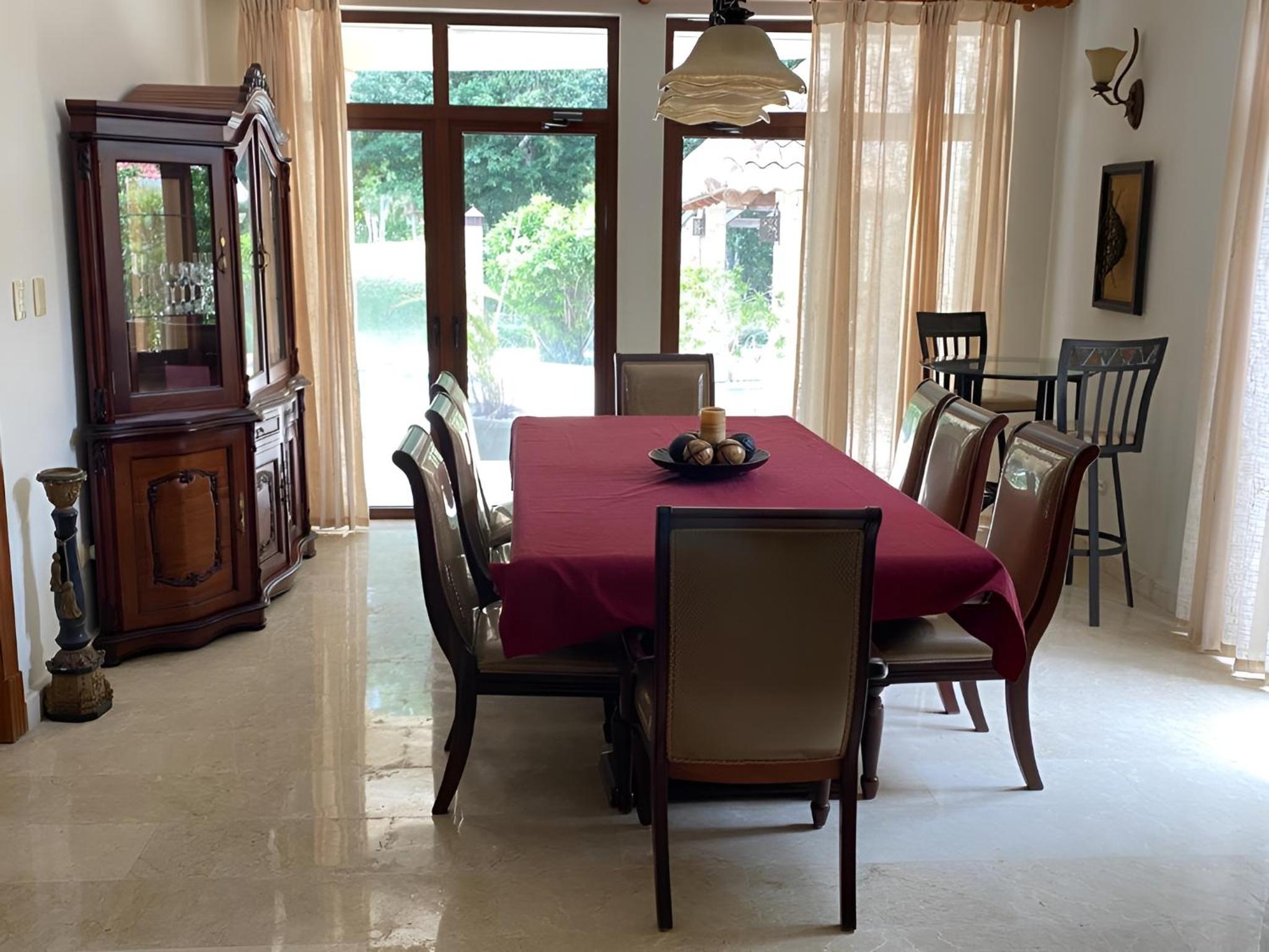 Metro Golf Villa